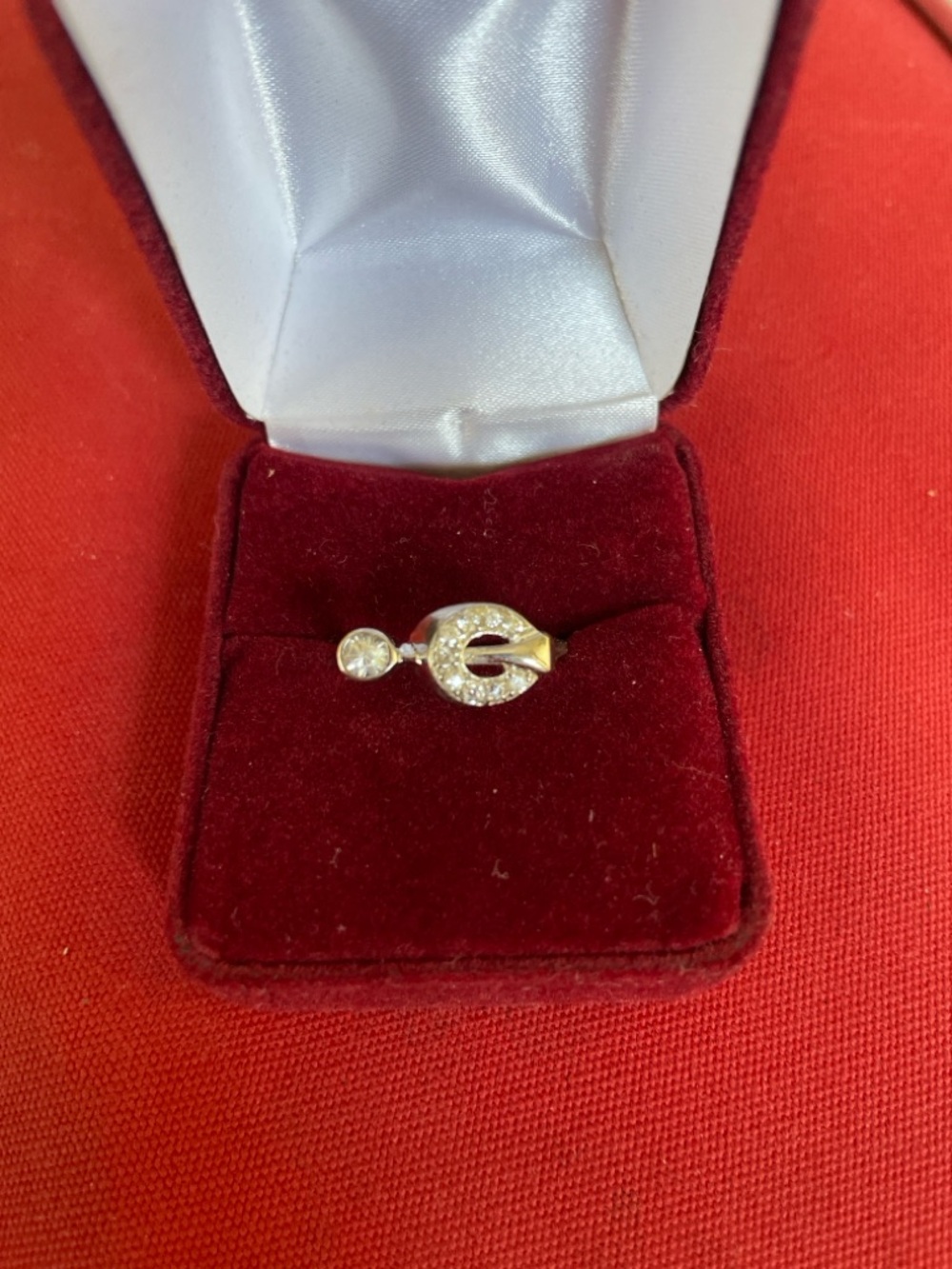 10k White Gold Ring Size 7.5